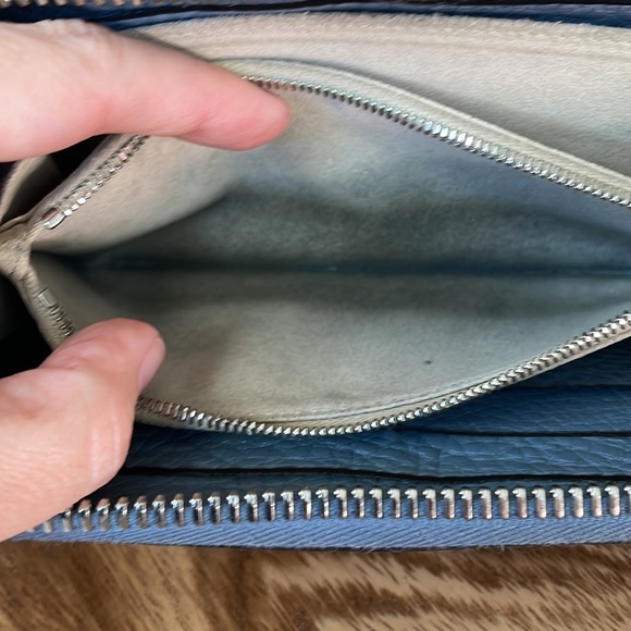 FENDI Selleria long leather wallet, grayish blue in color - Picture 6 of 8